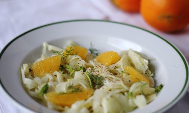 Lauwarmer Fenchelsalat mit Orangen-Ingwer Balsam