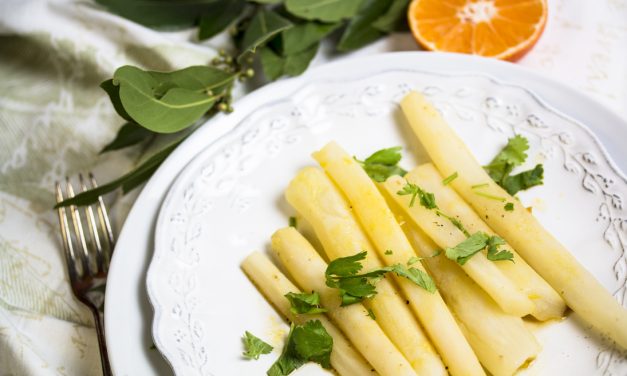 Schwarzwurzeln mit Mandarinenbutter und Pfeffervinaigrette