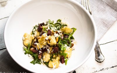 Was Scharfes für den Kochtopf!Meerrettich-Gnocchi in Wacholderbutter mit Gänsebrust und Rucola