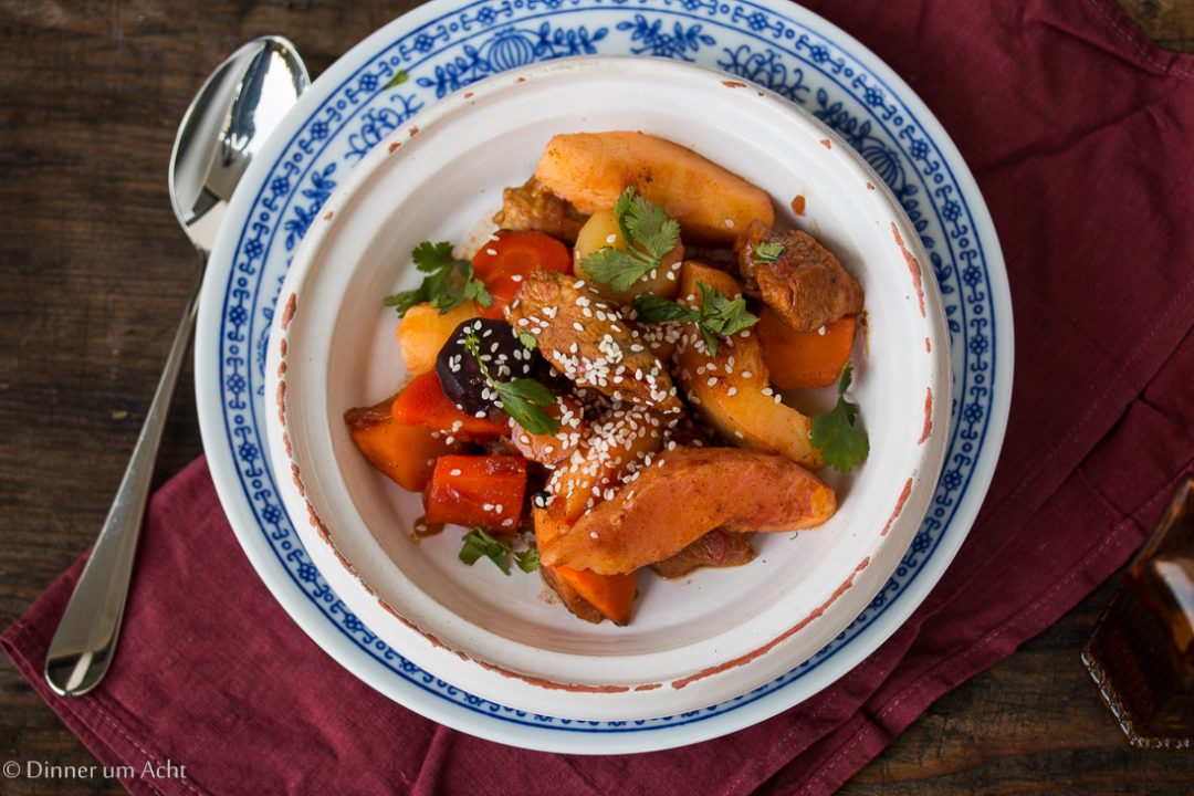Ofengeröstete Möhren mit Kreuzkümmel, Paprika-Walnuss Paste und ...