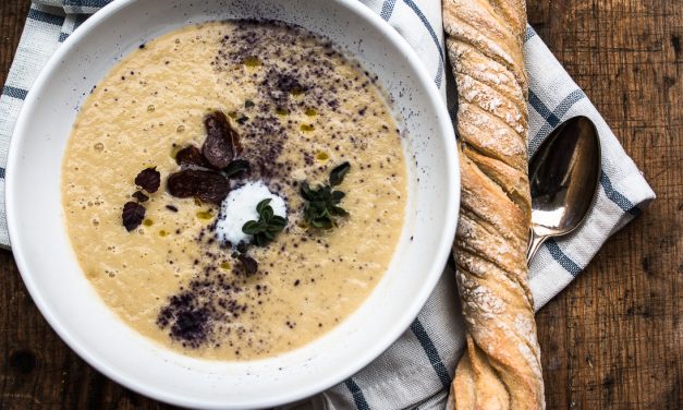 Die Rübe mit dem sonderbaren Namen und eine samtige Suppe mit schwarzem Malvensalz