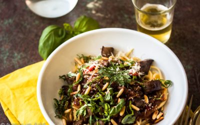 Sizilianische Nudeln – süßlich und scharf und mit Kalbsleber