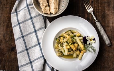 Glücklich vereint – Spargelsalat mit Rhabarberdressing