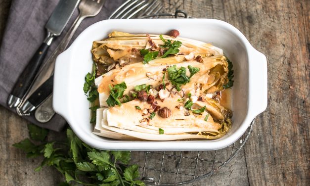 Da haben wir den Salat – Chicorée aus dem Ofen mit Haselnüssen und Miso