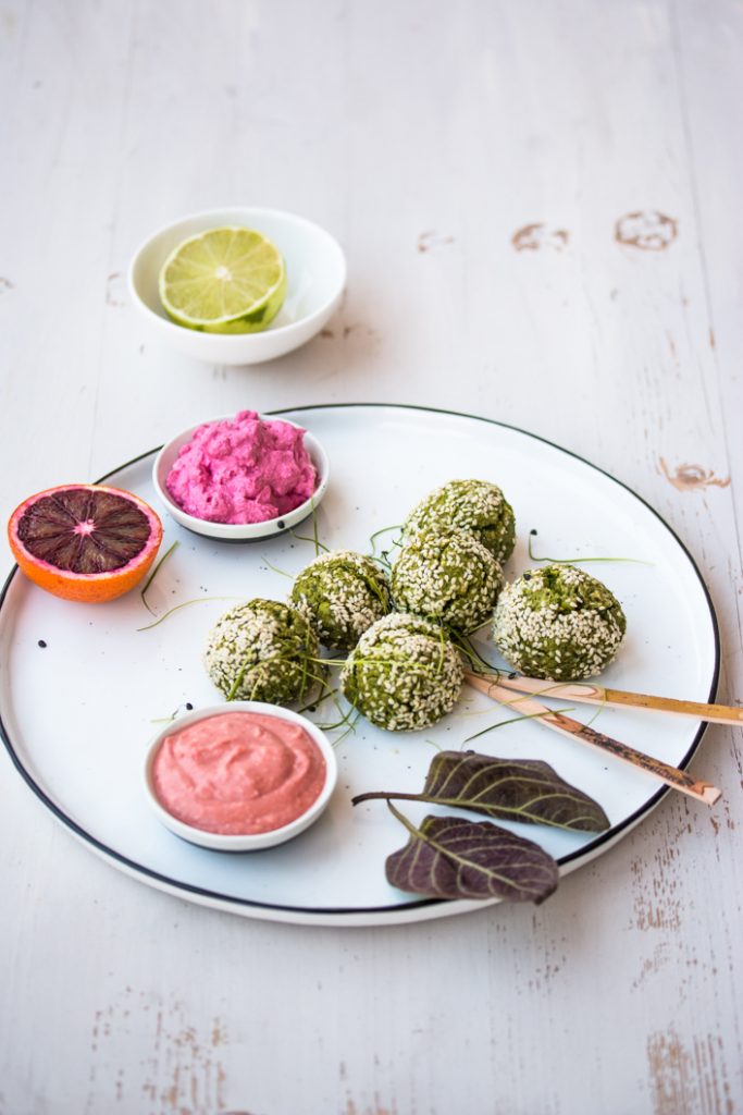 Edamame Falafel mit Blutorangenquark Dinner um Acht