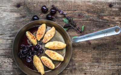 Kulinarisches aus dem Montafon – Polmanodla mit Kirsch-Basilikum Kompott