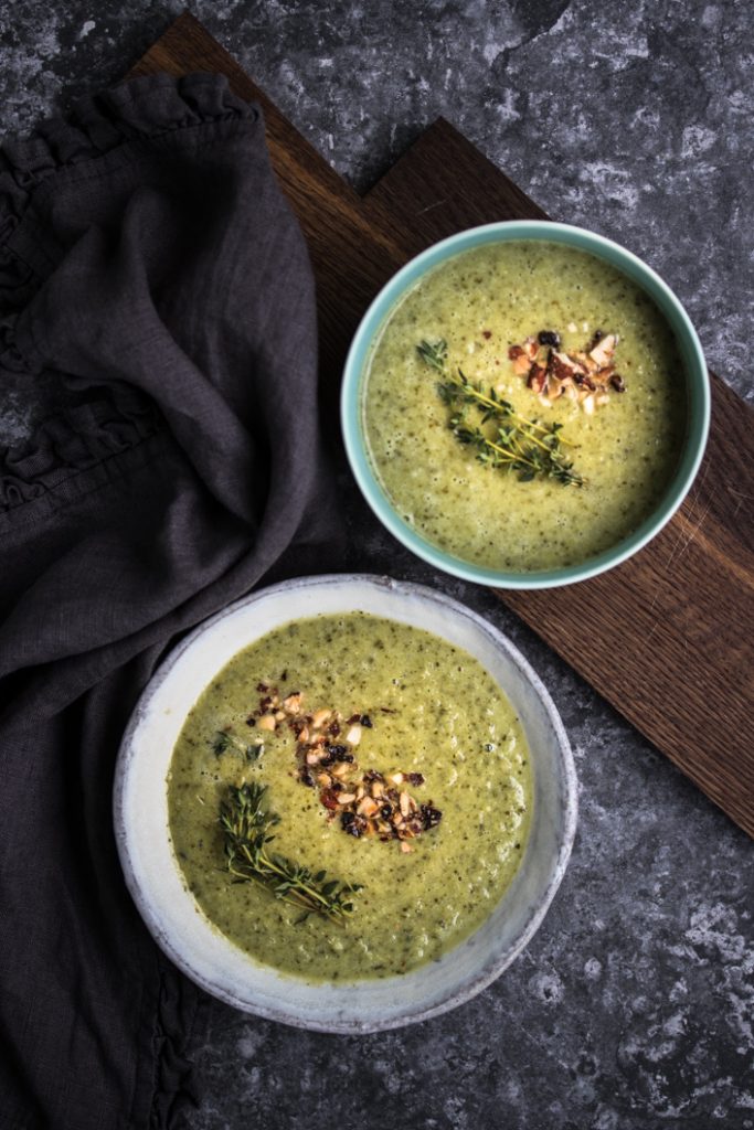 Fenchel-Mandelsuppe mit Mangold - Dinner um Acht