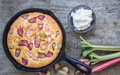 Pfannenkuchen mit Rhabarber und Zitrone