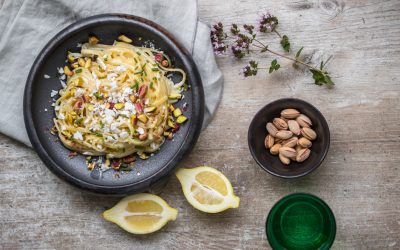 Pasta mit Feigenblatt-Sahne und Pistazien