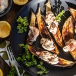 Auberginen mit Sesam-Knoblauch-Joghurt