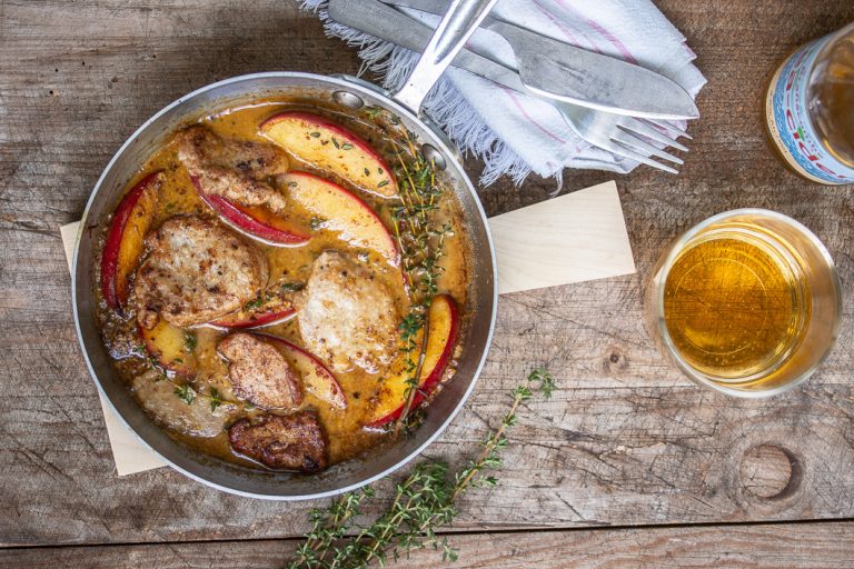 Schweinemedaillons in Cider-Senf-Sahne mit Thymian und Äpfeln - Dinner ...