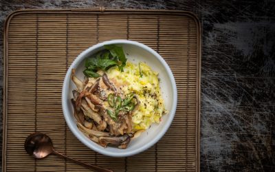 Wasabi-Lauch-Kartoffelpüree mit Austernpilzen und Kokos-Tamarinden Sauce