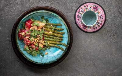 Asiatischer Radieschensalat „Chili Crunch“ mit grünem Spargel