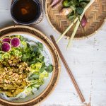 Bo Bun Vietnamesischer Reisnudelsalat mit Rindfleisch nach einem Originalrezept