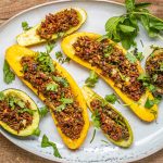 Thai Style gefüllte Zucchini