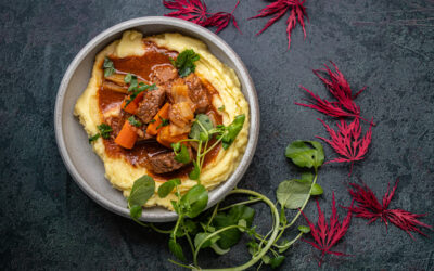 Geschmortes Rindfleisch mit Dr Pepper Limonade, Gewürzen, Fenchel und Karotten
