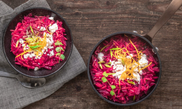 Rote Bete Orzo mit Orange, Thymian und Feta