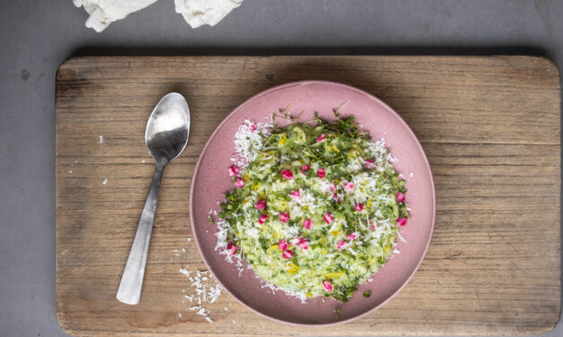 Risotto mit Spinat, Lauch und einer Prise „Sakura“