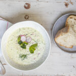 Eiskalte Fenchel-Gurkensuppe mit Radieschen und Minze